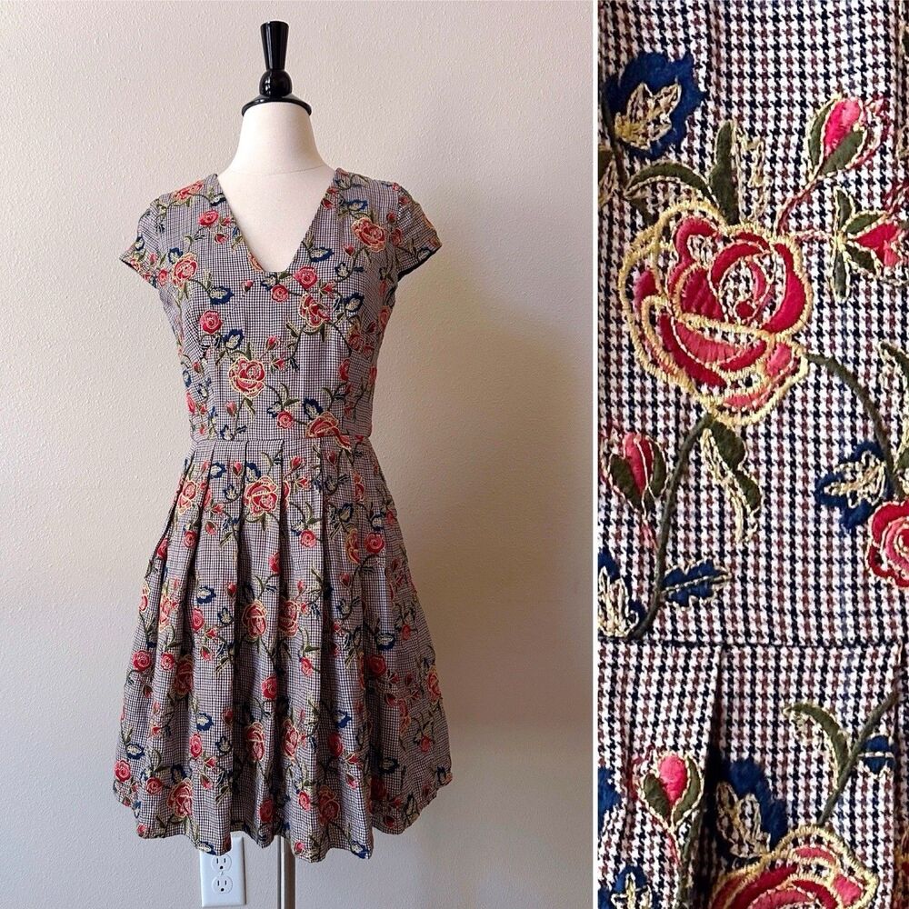 Brooks Brothers Mini Dress 6P Pockets Pleated Houndstooth Floral Gold Embroidery
